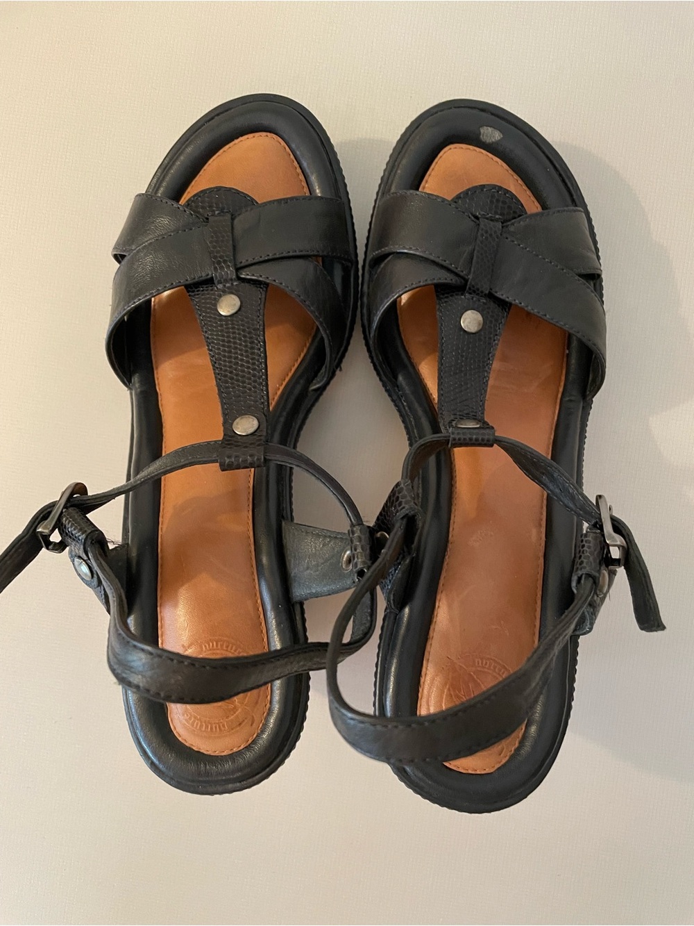 Nurture Leather Wedge Sandals Size 7.5 - Picture 6 of 9